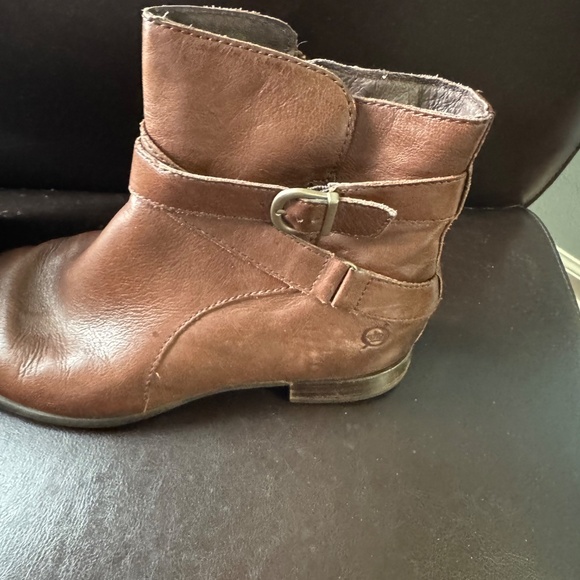 Born Brown Leather Boots 8.5M - Picture 2 of 8